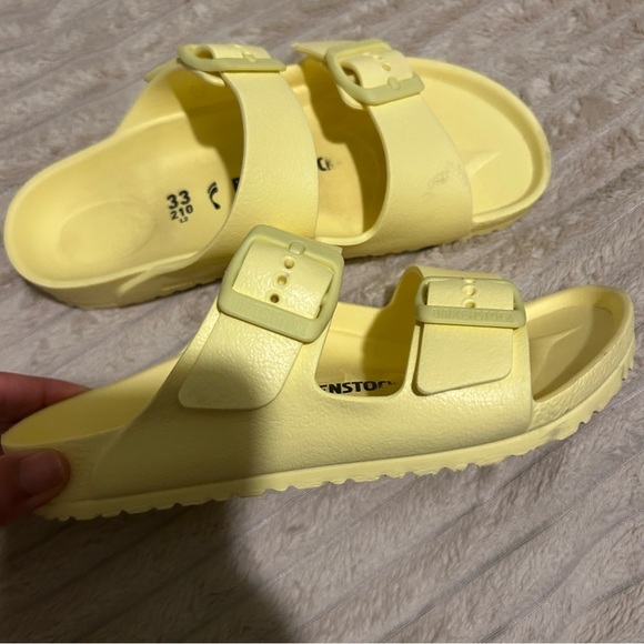 Birkenstock Arizona essential big kid Yellow Sandals - Picture 4 of 9